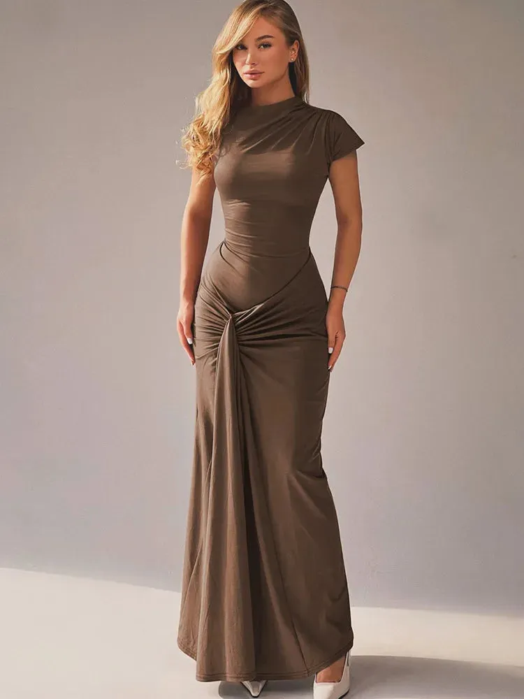 Daena - Flattering maxi dress