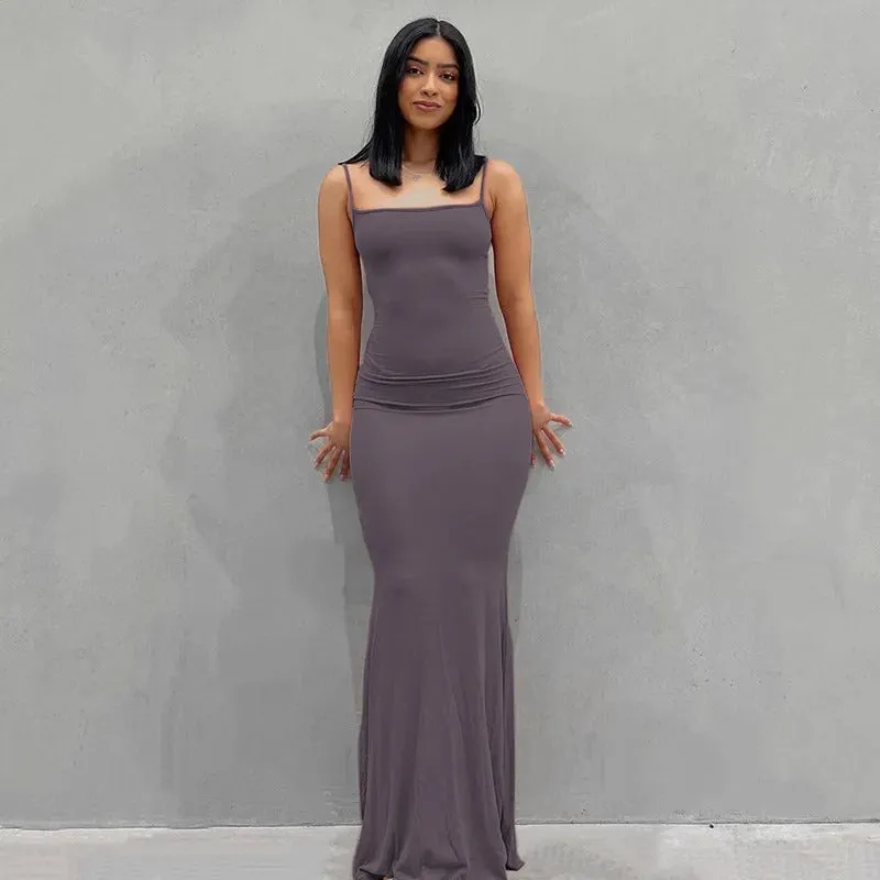 Figure-Flattering Solid Maxi Bodycon Dress with Side Slit