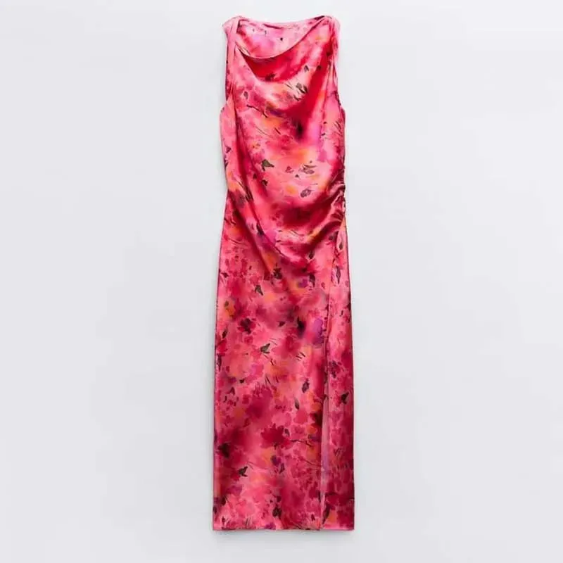 Kelly - Flattering maxi dress with print