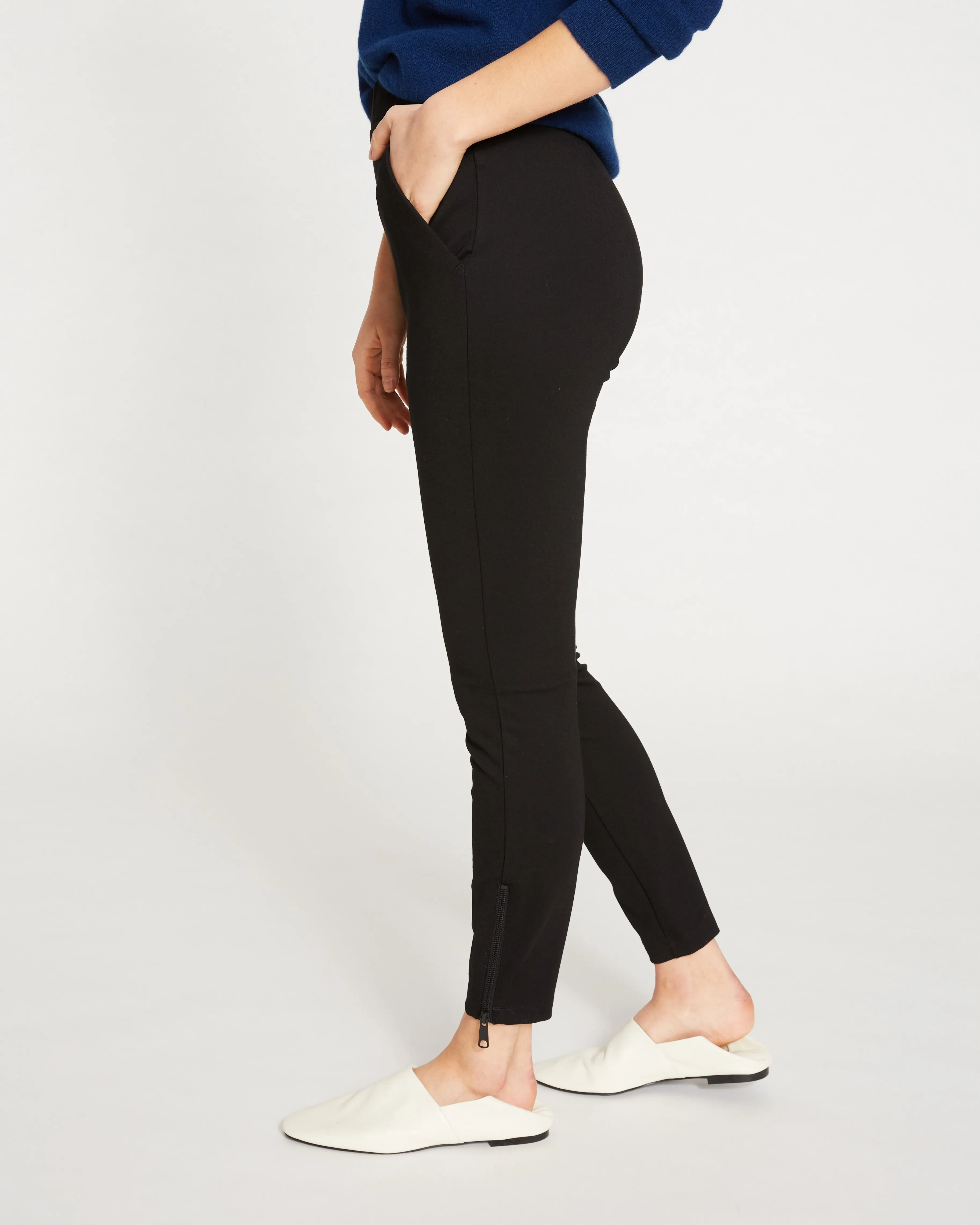 Moro Pocket Signature Ponte Pants - Black